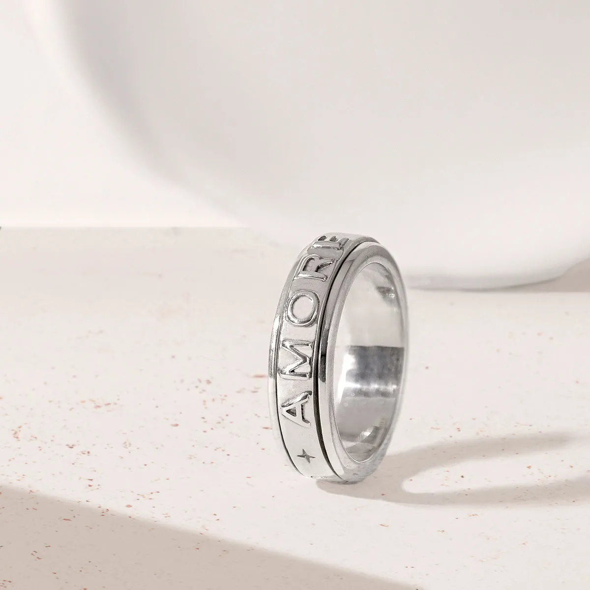 Amore Spinning Ring